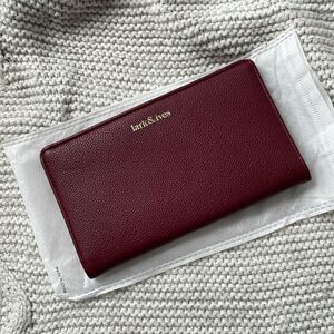 Lark & Ives Wallet